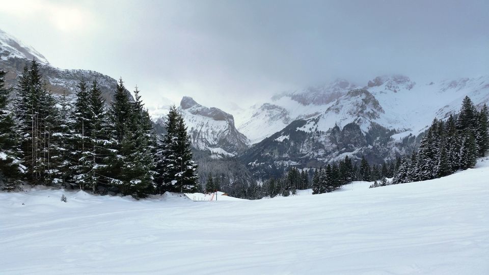 Photo of Oeschinen Lake, Kandersteg, Switzerland by Annet P S