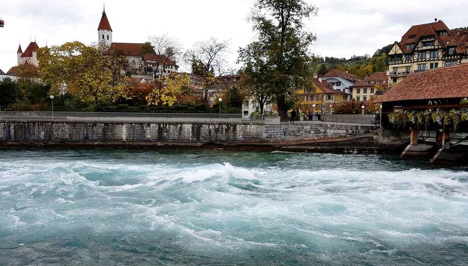 Photo of River Surfing in the middle of this town #Thun by Annet P S