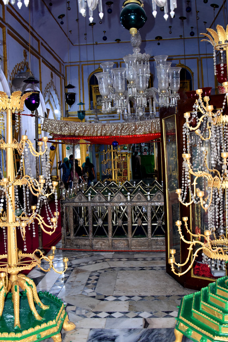 Photo of Chota Imambara, Hussainabad Road, Daulatganj, Lucknow, Uttar Pradesh, India by Aashu Jha
