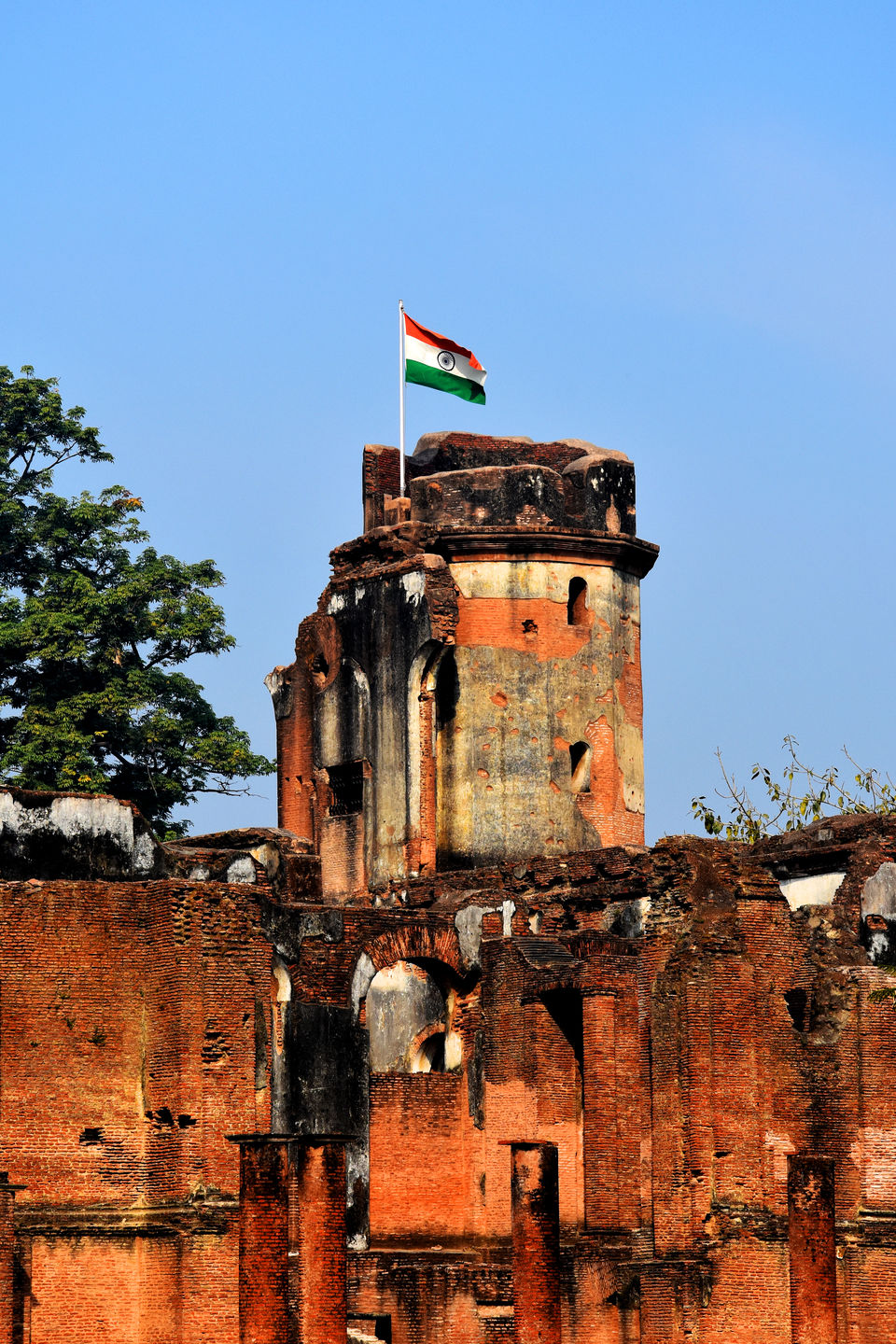 Photo of British Residency, Mahatma Gandhi Marg, Deep Manak Nagar, Qaiserbagh, Lucknow, Uttar Pradesh, India by Aashu Jha