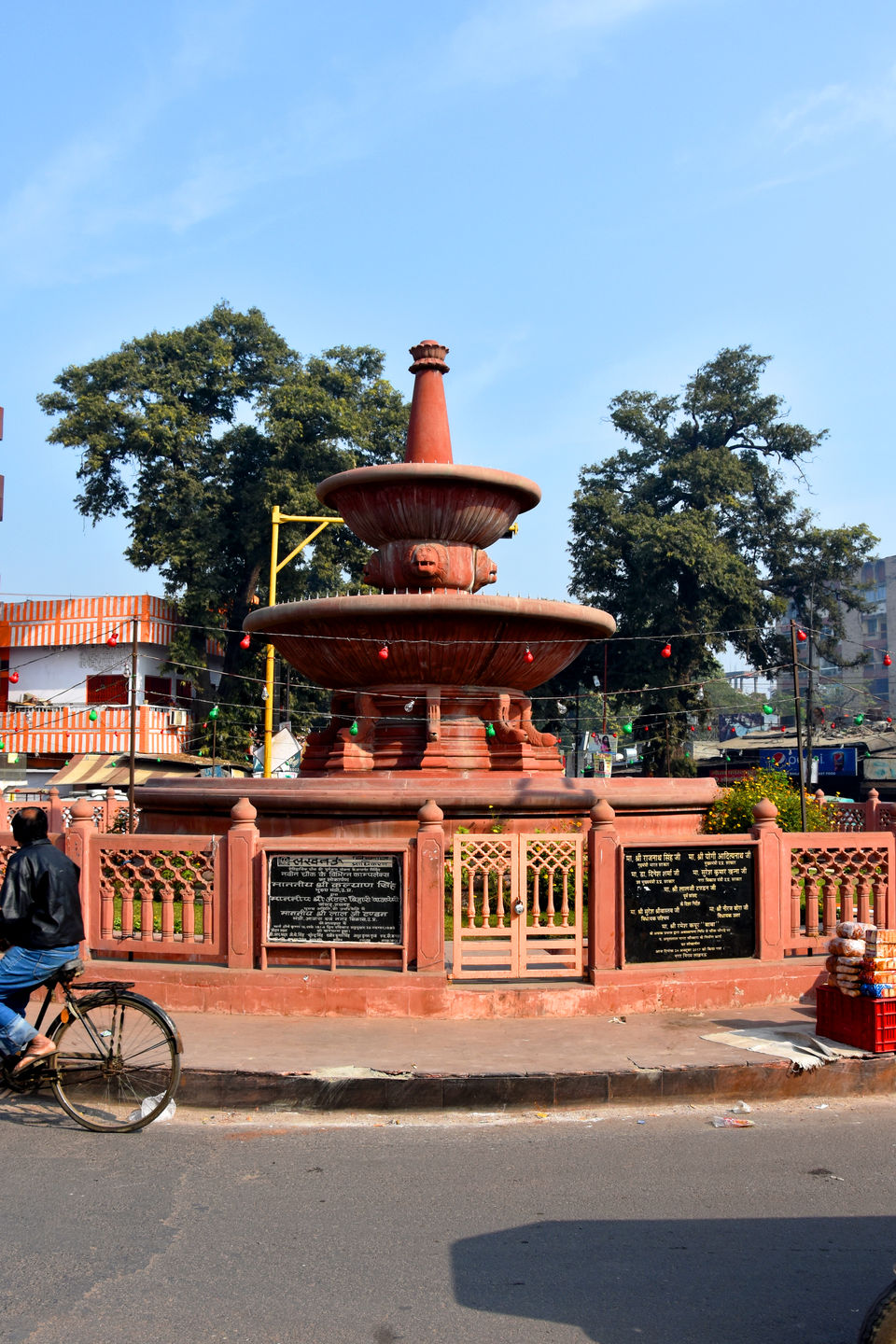 Photo of Chowk, Lucknow, Uttar Pradesh, India by Aashu Jha