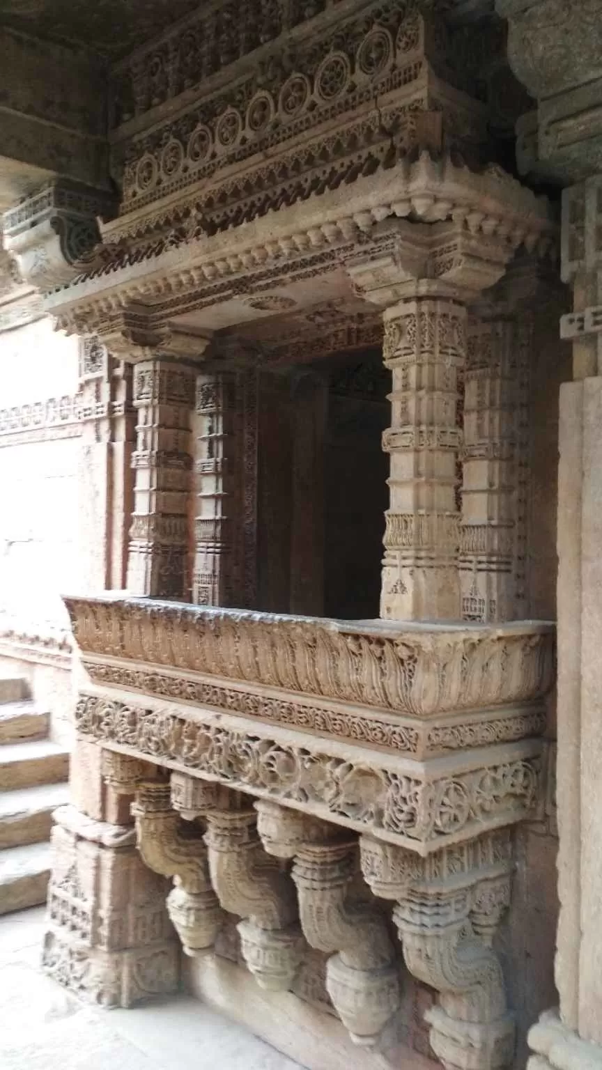 Photo of The Adalaj Stepwell, Adalaj Road, Adalaj, Gujarat, India by Girish Hiranand