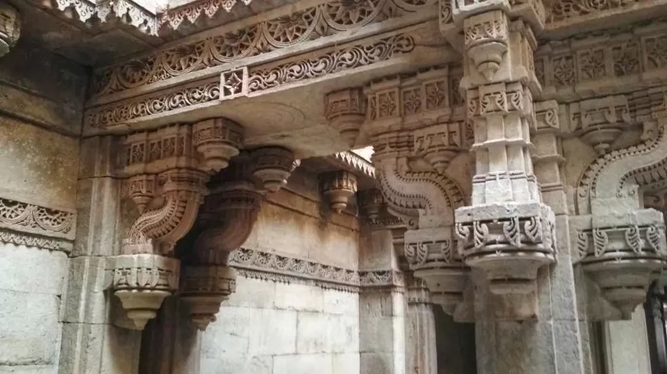 Photo of The Adalaj Stepwell, Adalaj Road, Adalaj, Gujarat, India by Girish Hiranand