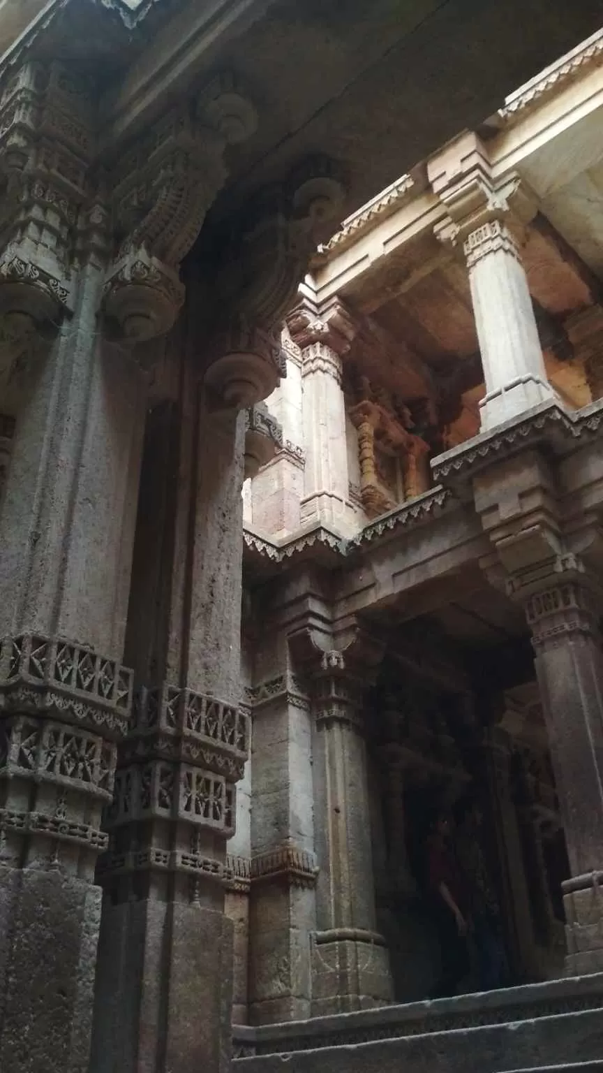 Photo of The Adalaj Stepwell, Adalaj Road, Adalaj, Gujarat, India by Girish Hiranand