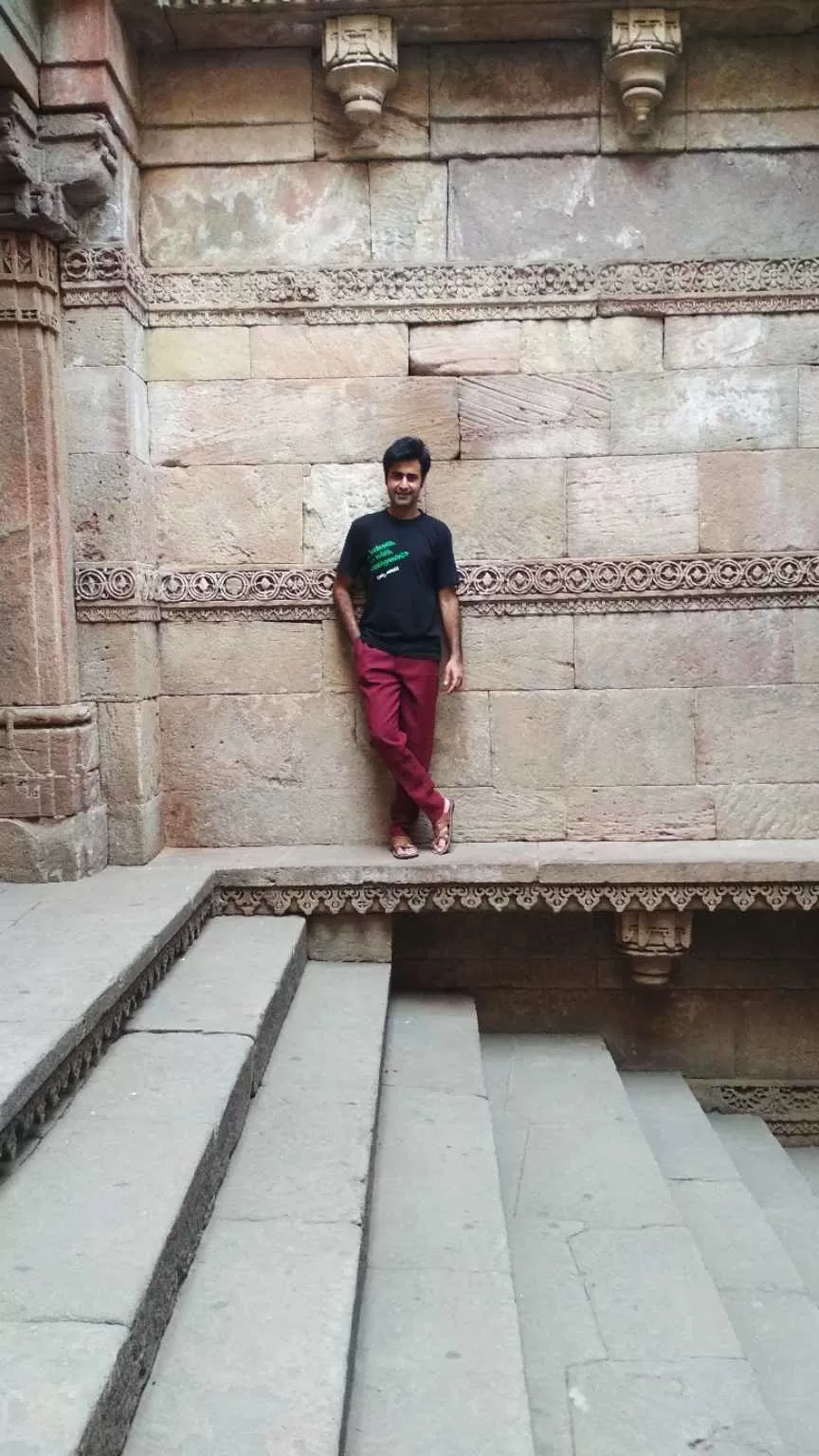 Photo of The Adalaj Stepwell, Adalaj Road, Adalaj, Gujarat, India by Girish Hiranand