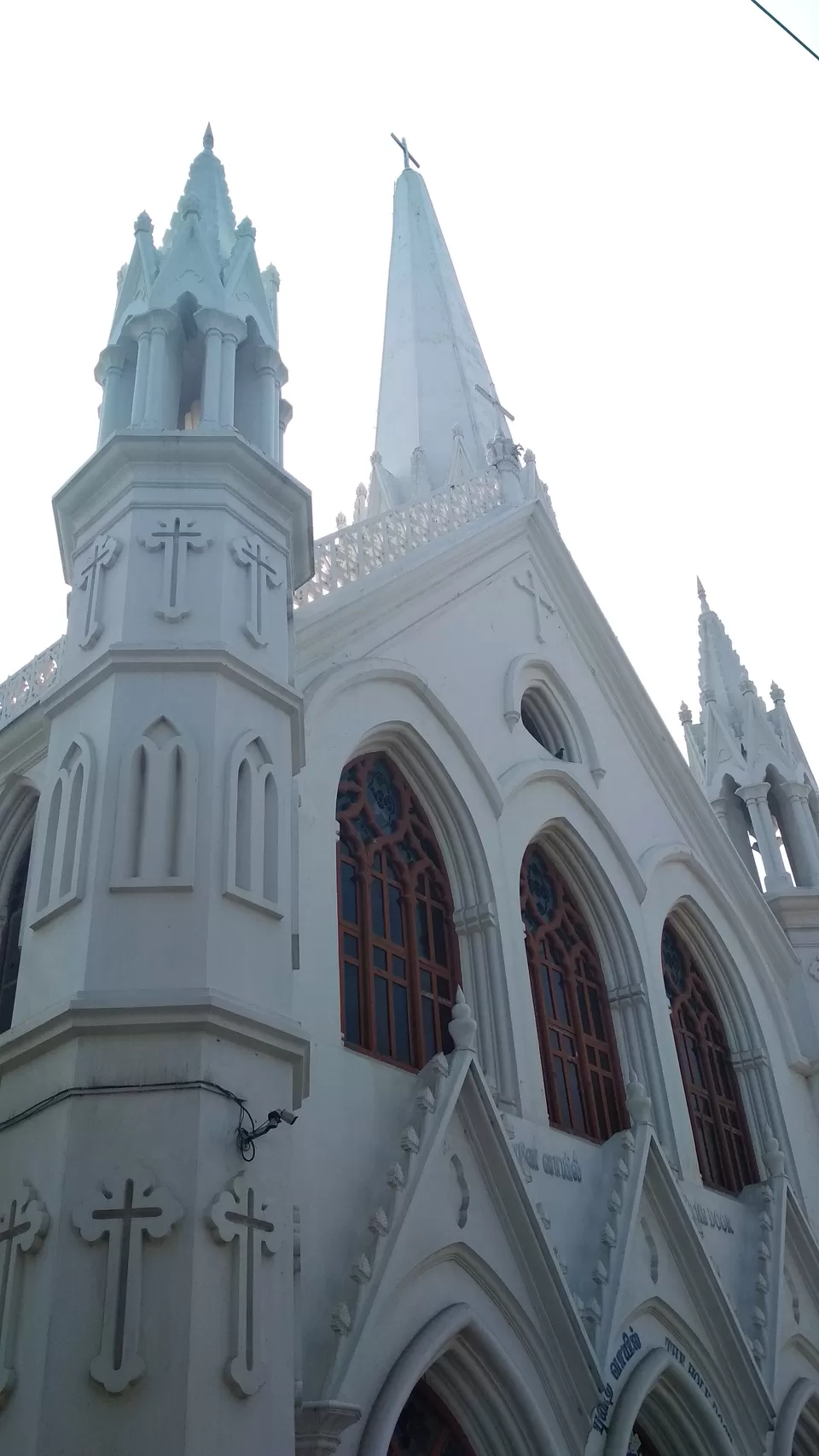 Photo of Santhome Cathedral, Dummingkuppam, Chennai, Tamil Nadu, India by Girish Hiranand