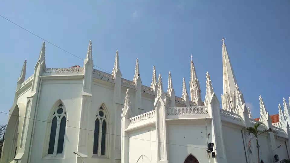 Photo of Santhome Cathedral, Dummingkuppam, Chennai, Tamil Nadu, India by Girish Hiranand
