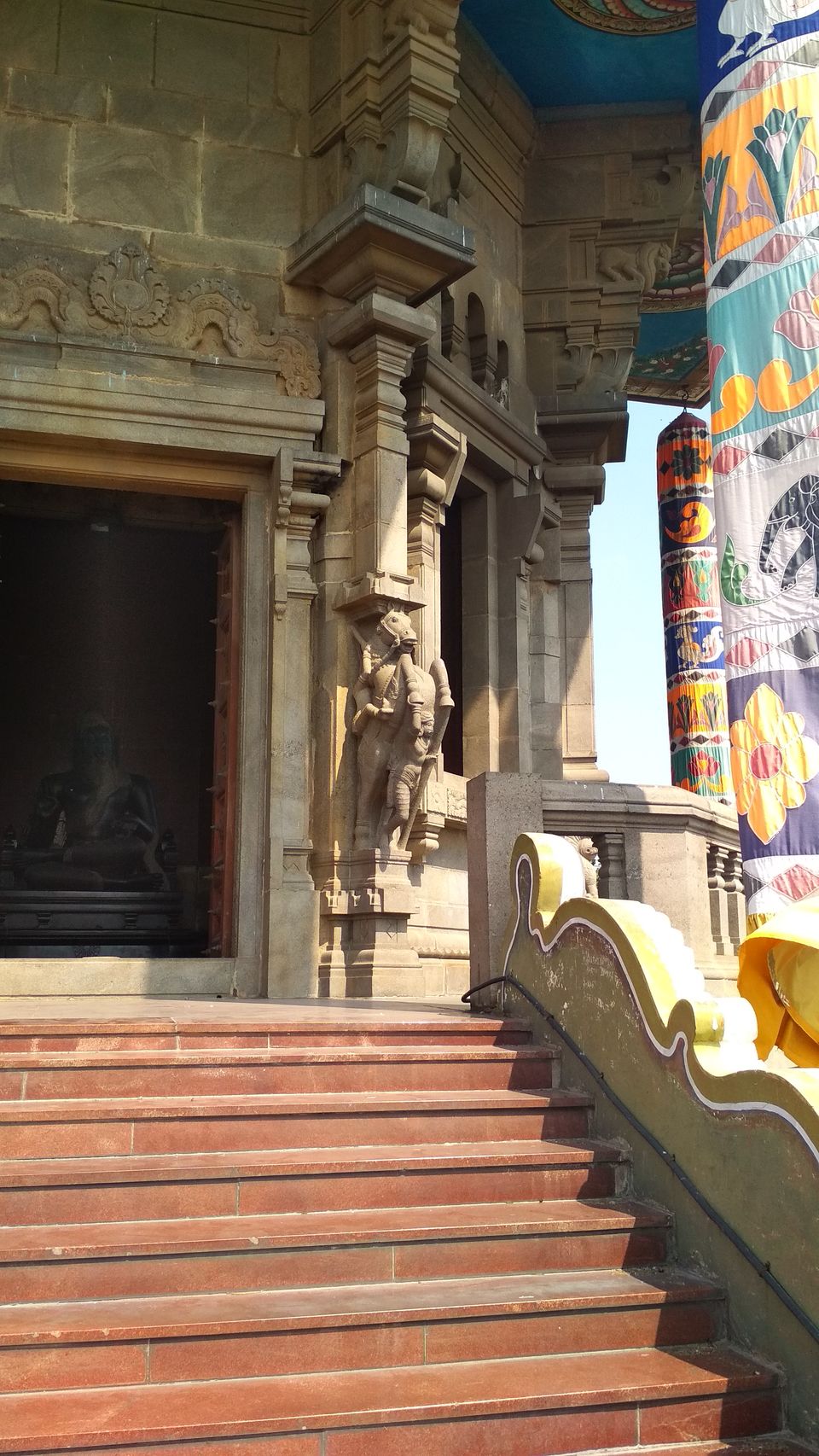 Photo of Valluvar Kottam, Valluvar Kottam High Road, Tirumurthy Nagar, Nungambakkam, Chennai, Tamil Nadu, India by Girish Hiranand