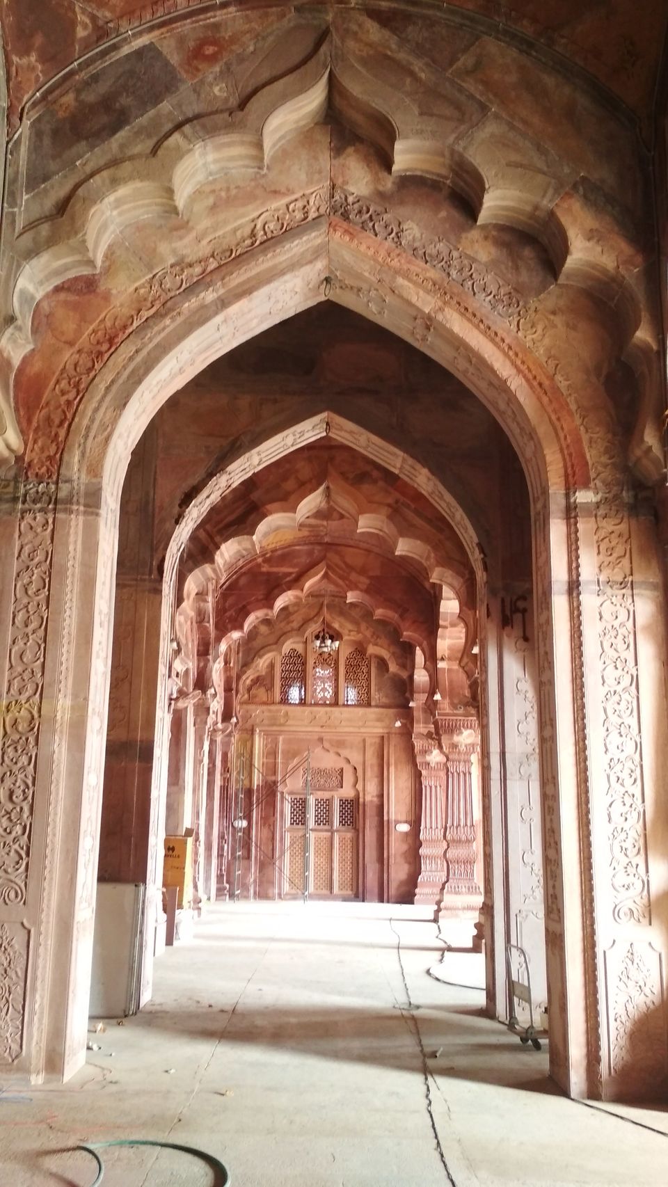 Photo of Taj-ul-Masjid Road, Kohefiza, Bhopal, Madhya Pradesh, India by Girish Hiranand