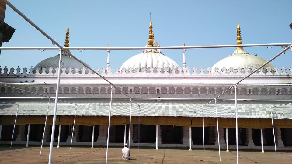 Photo of Jama Masjid, Peer Gate Area, Bhopal, Madhya Pradesh, India by Girish Hiranand