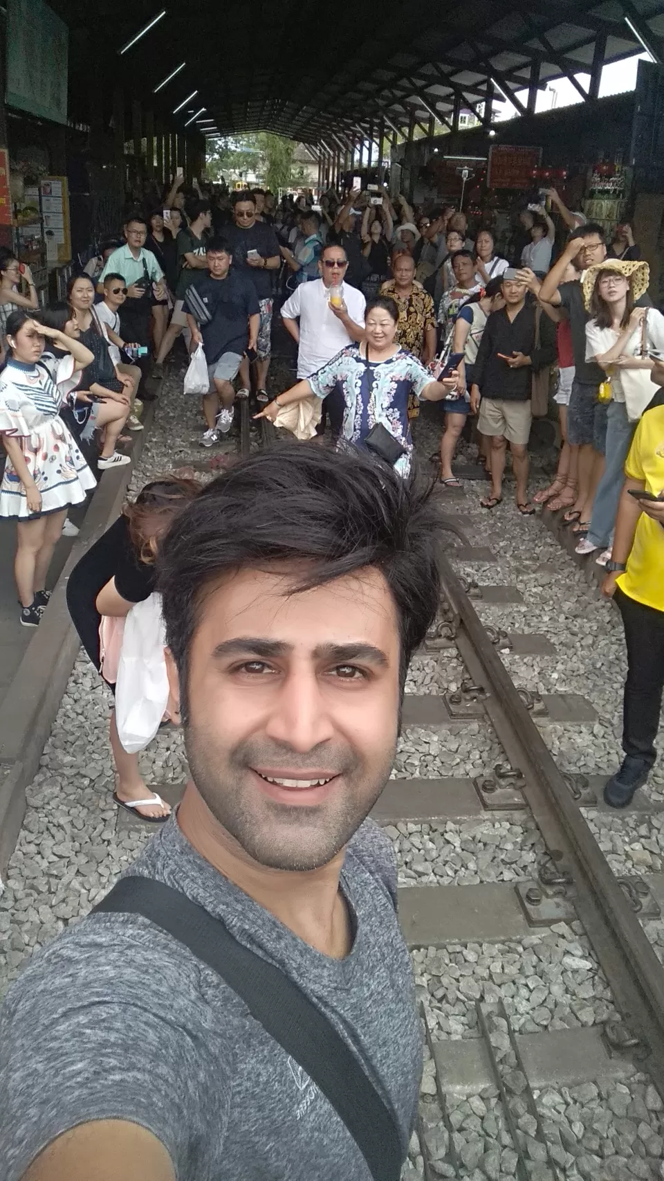 Photo of Your Guide from MaeKlong Railway Market to Bangkok by Train-Ferry-Bus, all less than 50 Thai Baht ! by Girish Hiranand