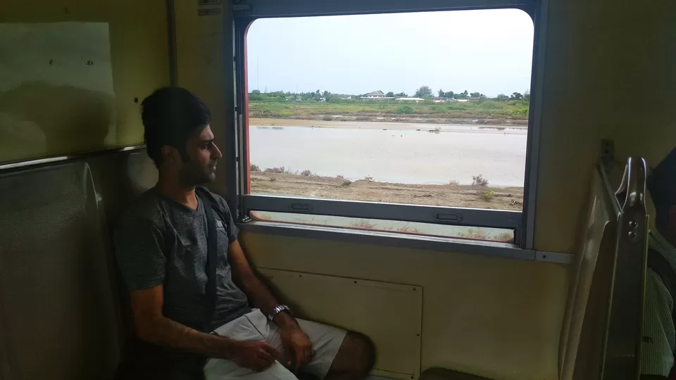 Photo of Lat Yai Railway, Lat Yai, Mueang Samut Songkhram District, Samut Songkhram, Thailand by Girish Hiranand