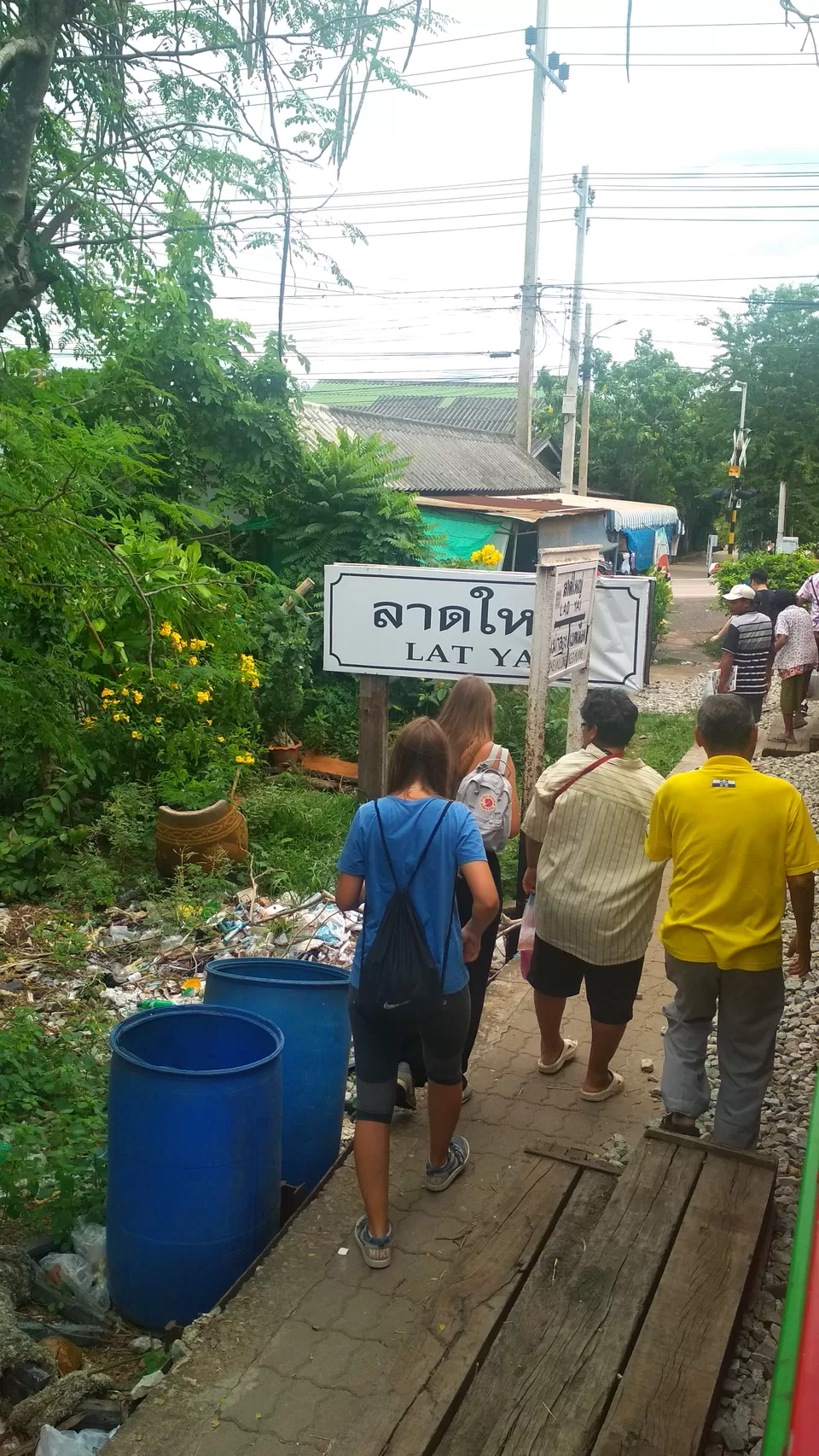 Photo of Lat Yai Railway, Lat Yai, Mueang Samut Songkhram District, Samut Songkhram, Thailand by Girish Hiranand