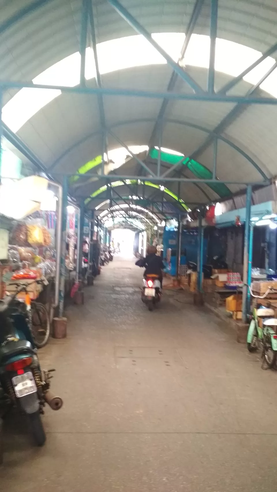 Photo of Your Guide from MaeKlong Railway Market to Bangkok by Train-Ferry-Bus, all less than 50 Thai Baht ! by Girish Hiranand