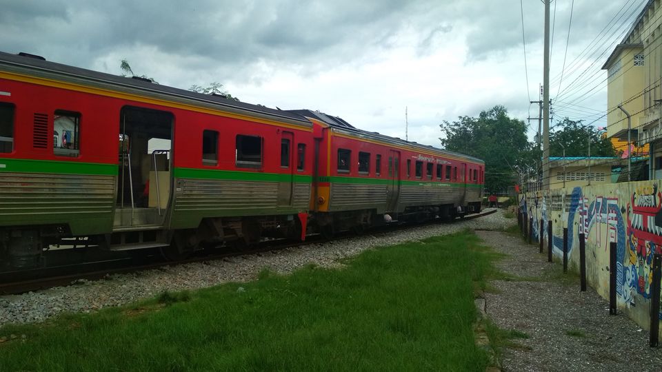 Photo of Your Guide from MaeKlong Railway Market to Bangkok by Train-Ferry-Bus, all less than 50 Thai Baht ! by Girish Hiranand