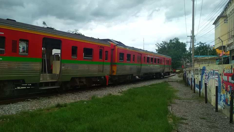 Photo of Your Guide from MaeKlong Railway Market to Bangkok by Train-Ferry-Bus, all less than 50 Thai Baht ! by Girish Hiranand