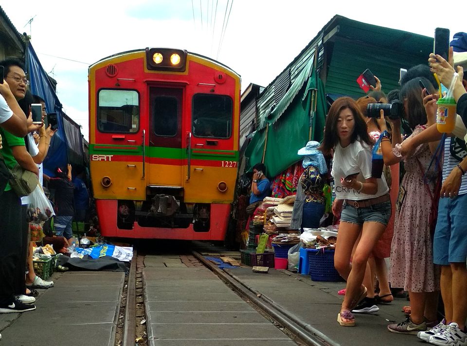 Photo of Your Guide from MaeKlong Railway Market to Bangkok by Train-Ferry-Bus, all less than 50 Thai Baht ! by Girish Hiranand