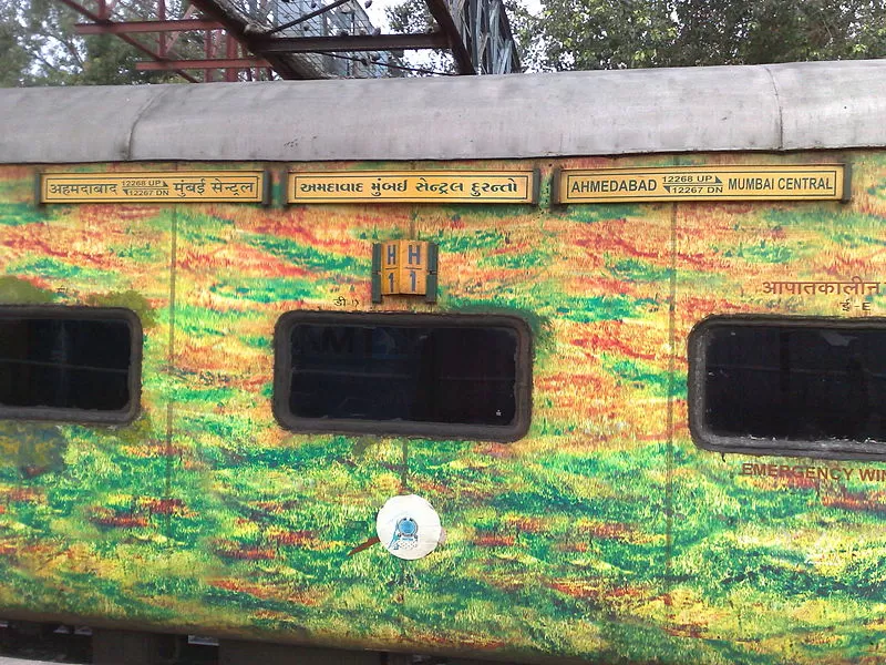 Photo of Mumbai, Maharashtra, India by Charu Mittal