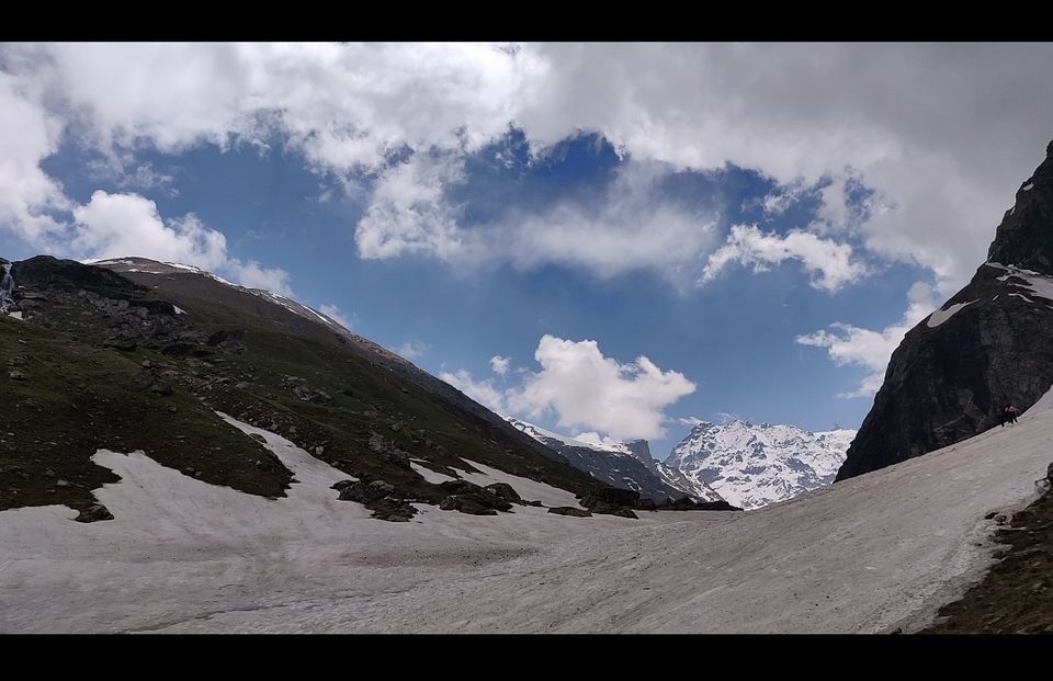 Photo of Hampta Pass: The Snowy Scare 9/18 by Arnesh Agrawal