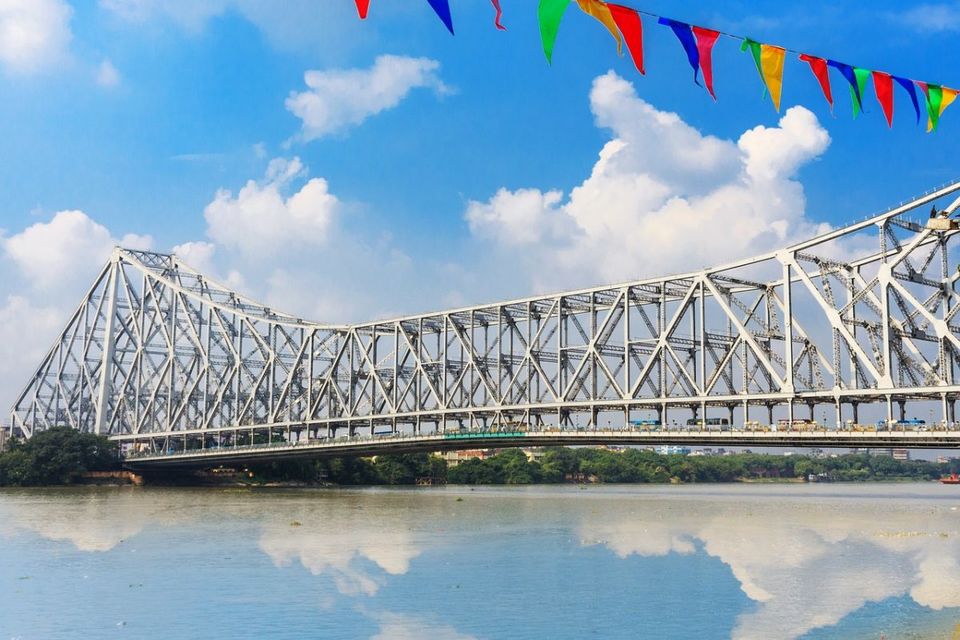Photo of From October 1, Enjoy a 90-Minute Cruise on the Hooghly River in Kolkata at Just Rs 39! 3/4 by Shatakshi Gupta