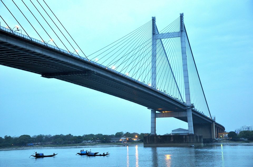 Photo of From October 1, Enjoy a 90-Minute Cruise on the Hooghly River in Kolkata at Just Rs 39! 2/4 by Shatakshi Gupta