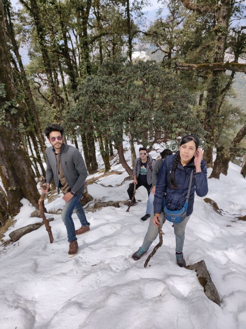 Photo of Have you ever climbed a mountain to meet someone? Well we did - Nag Tibba Summit 24/43 by Priyanka Telang