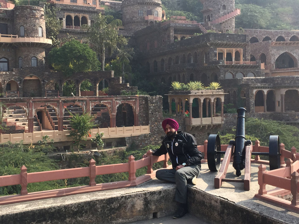 Photo of Neemrana by Bhupinder Singh