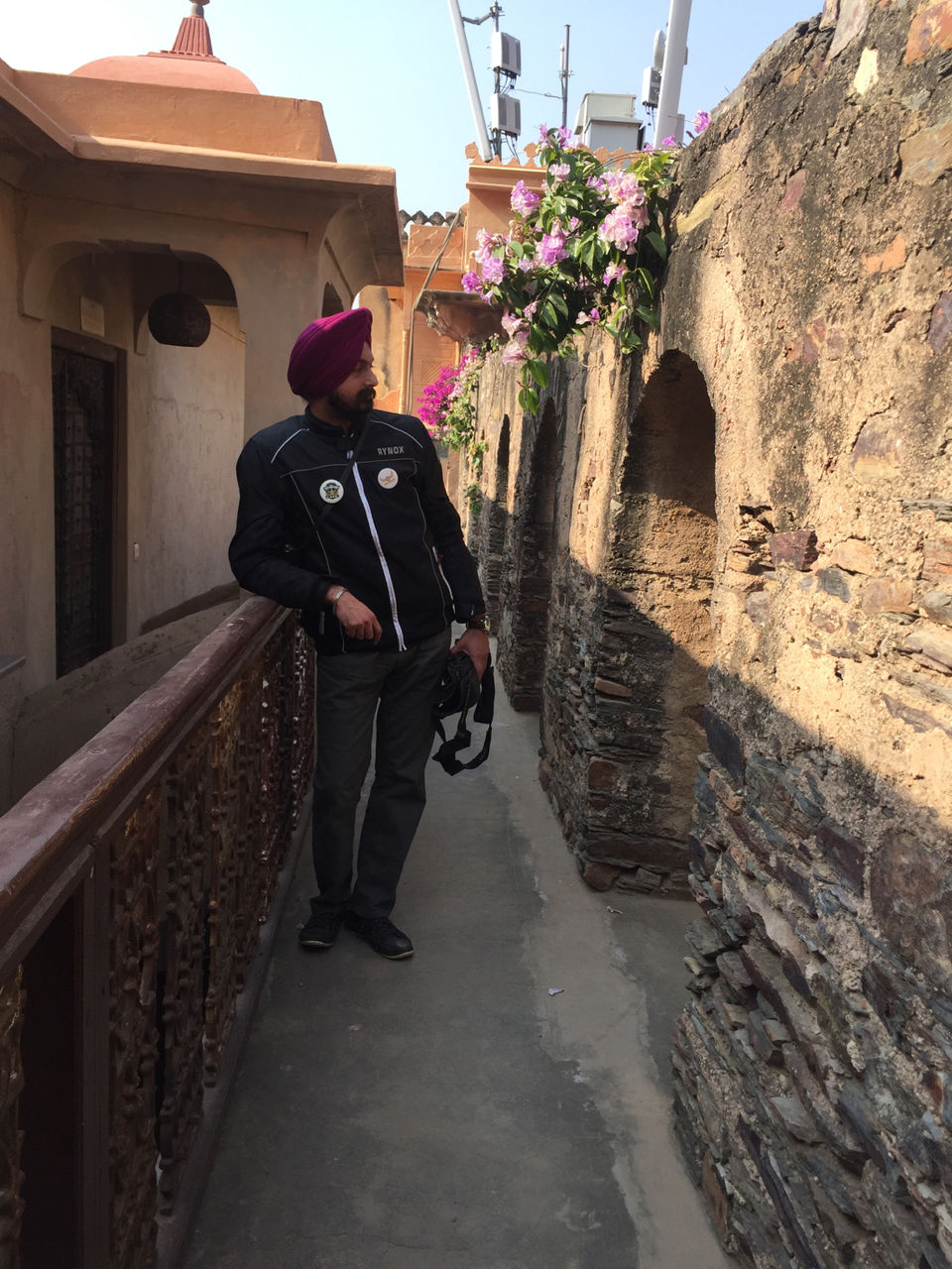 Photo of Neemrana by Bhupinder Singh