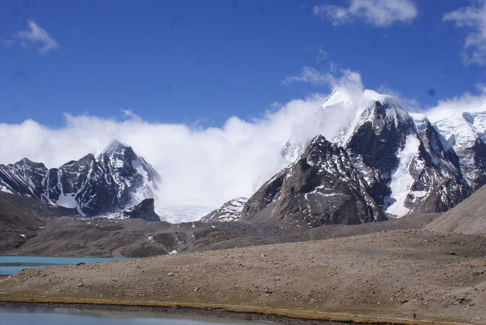 Photo of The mighty peaks at the other end of the Lake.. by Subhrajyoti Parida
