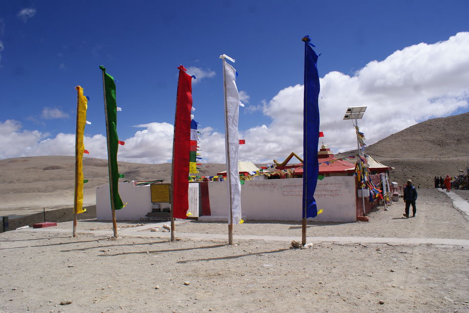 Photo of Tall colourful praying flags in the vicinity ... by Subhrajyoti Parida
