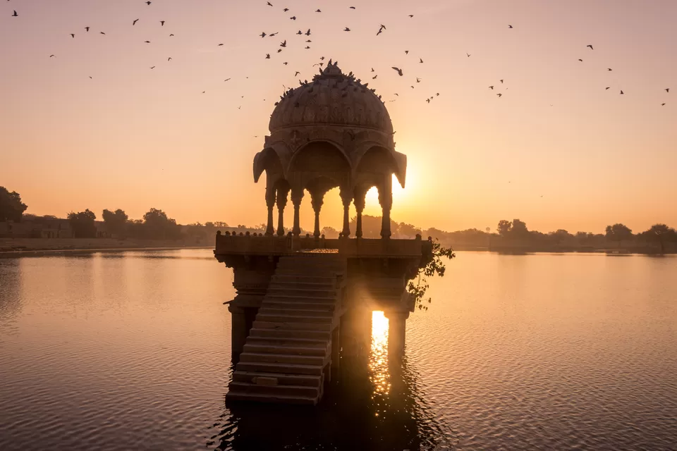 Photo of Gadisar Lake, Postal Colony, Jaisalmer, Rajasthan by Abhineet Prakash
