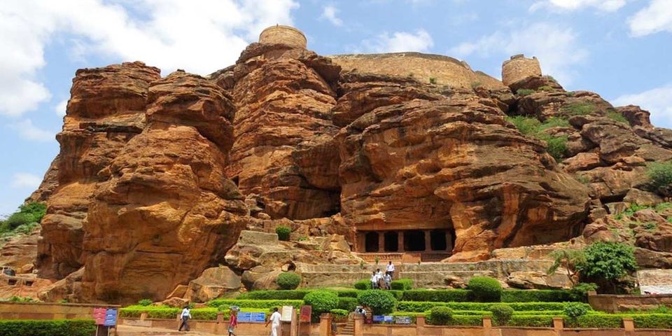 Photo of Bhimbetka rock shelters, Bhojpur Raisen, Madhya Pradesh, India by Rahul
