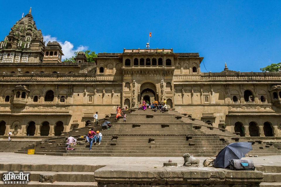 Photo of Got a weekend to spend in Madhya Pradesh? Head to Mandu and Maheshwar this time. by Juhi Gautam