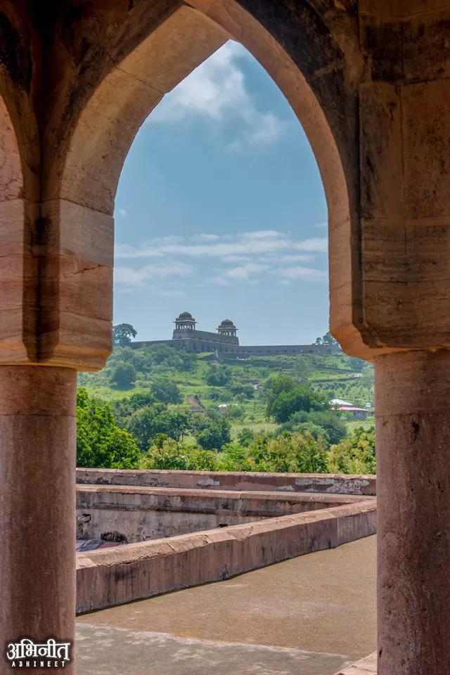 Photo of Baz Bahadur's Palace, Mandu Road, Mandav, Madhya Pradesh, India by Juhi Gautam