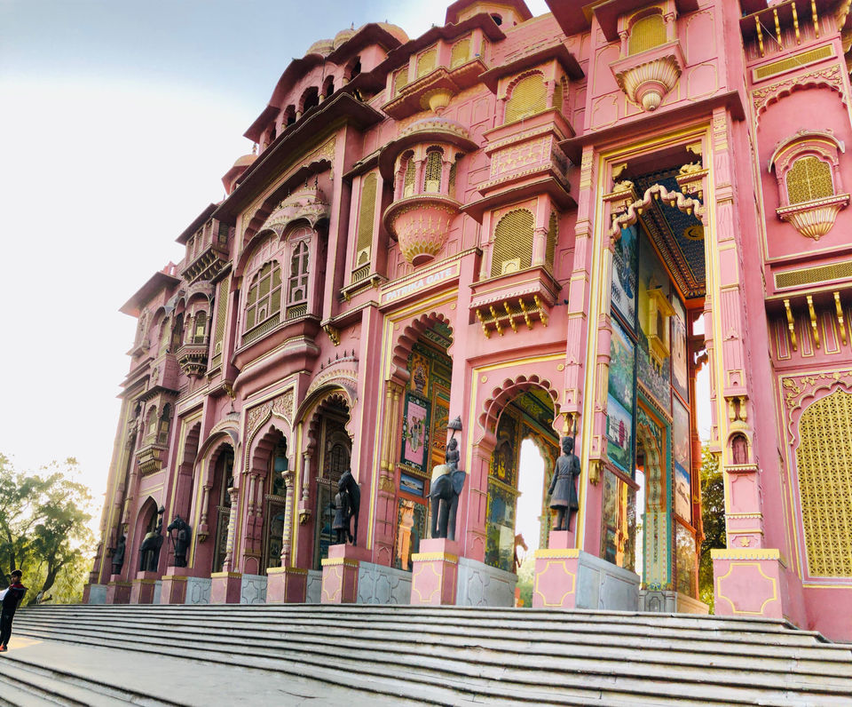 Photo of Patrika Gate, Jawahar Circle, Jaipur, Rajasthan, India by Abagfullofmaps