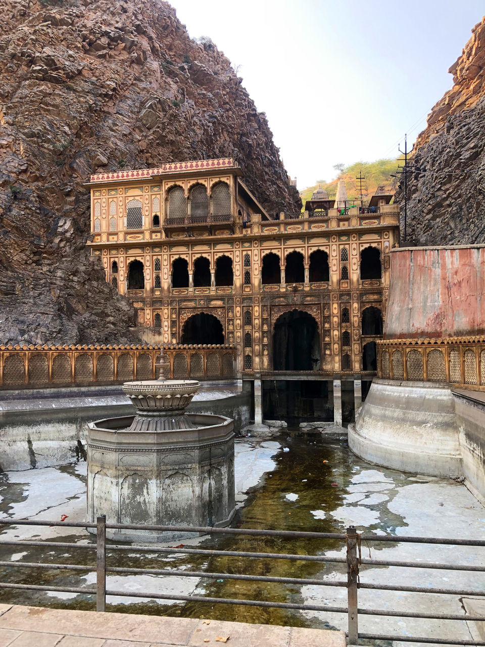 Photo of Galta Ji Temple, Galta Ji, Jaipur, Rajasthan, India by Abagfullofmaps
