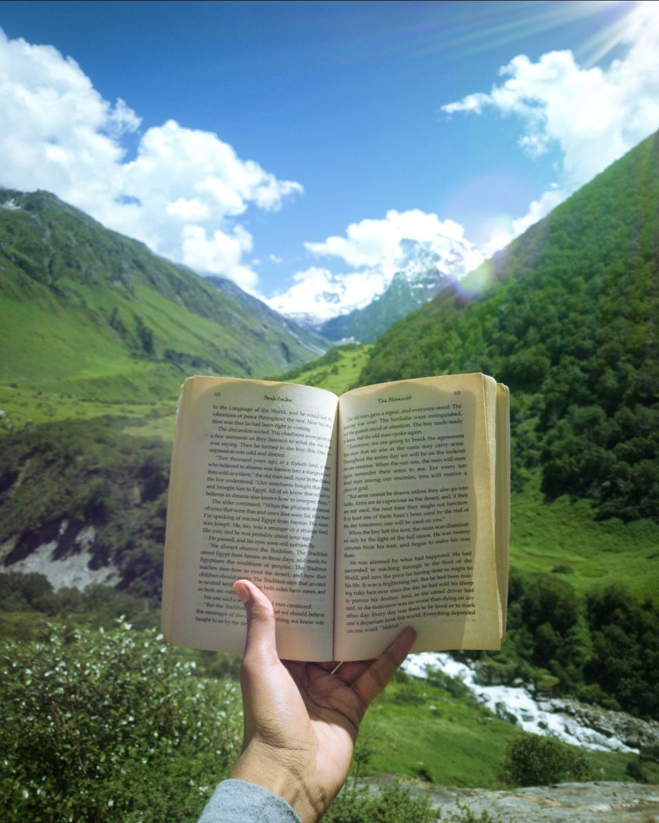 Photo of Valley of flowers Trek (Unforgettable experience) #viewfromthetop by Anant Singh Rajput