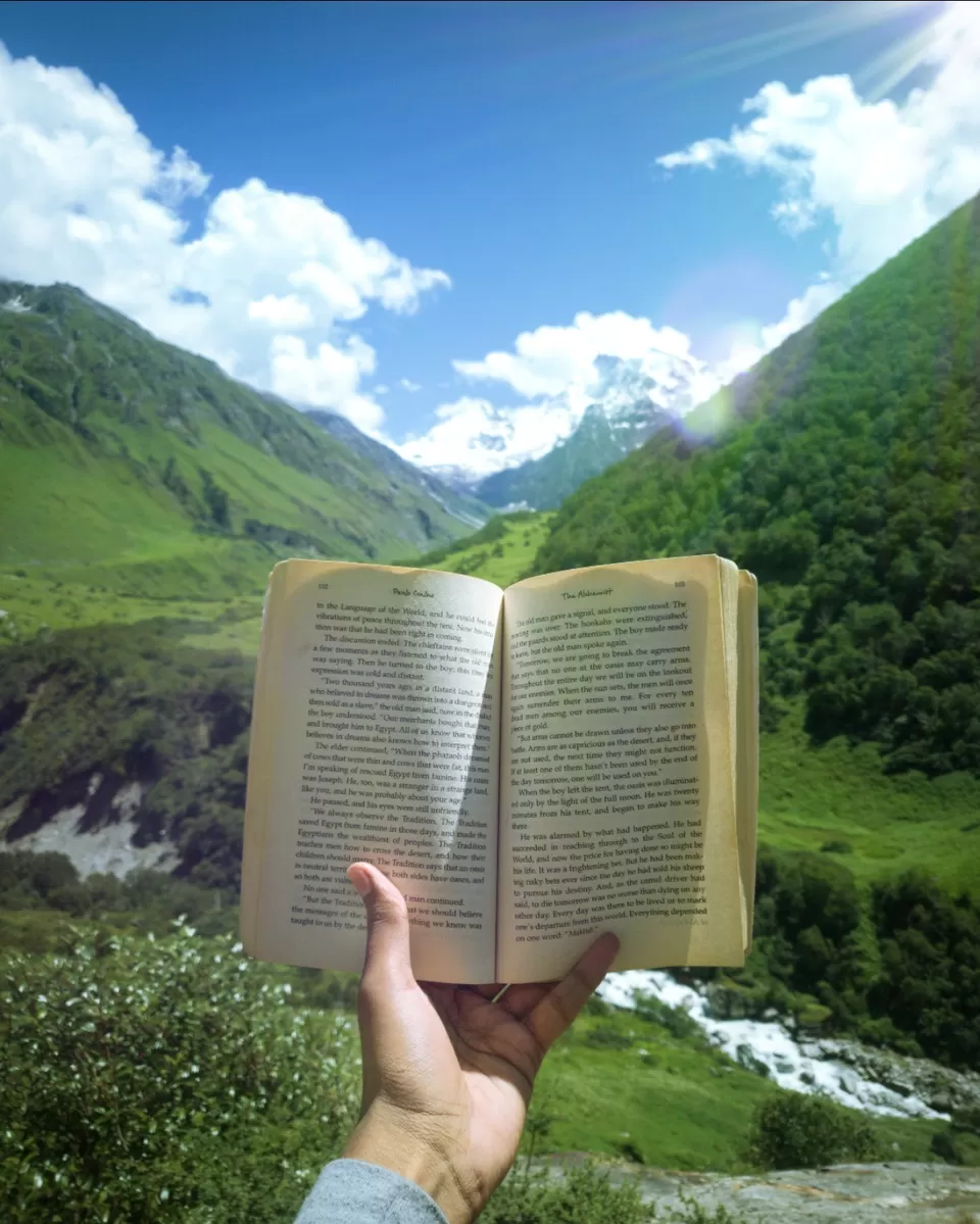 Photo of Valley of flowers Trek (Unforgettable experience) #viewfromthetop by Anant Singh Rajput