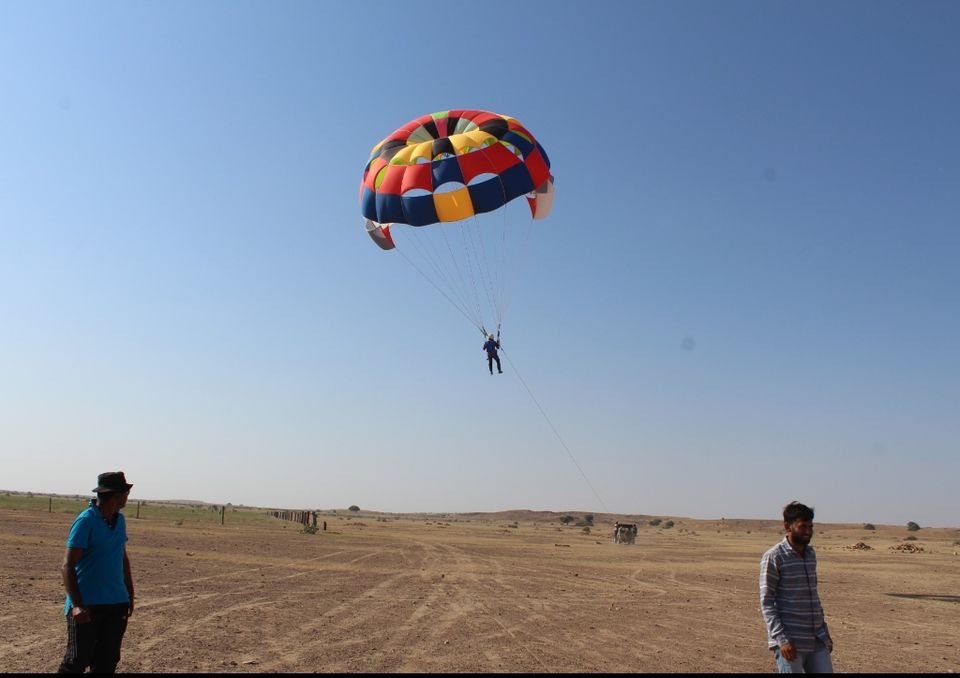 Photo of Parasailing - An experience of flying @Jaiselmer by Al- Zaim