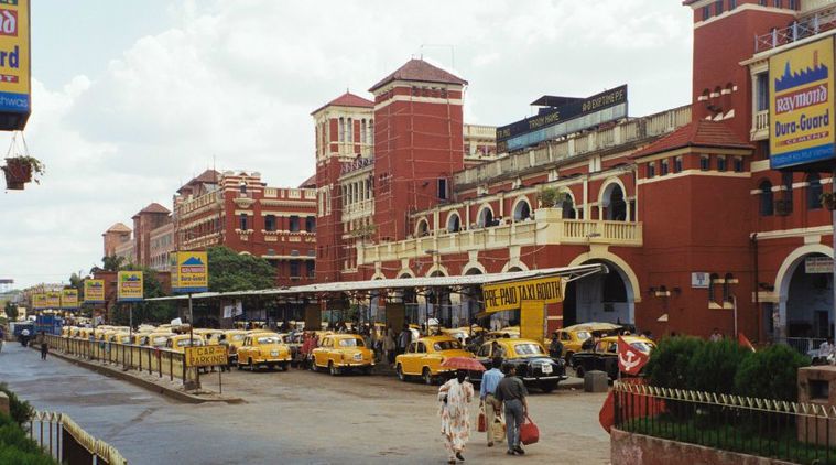 Photo of Howrah Railway Station, Howrah, West Bengal, India by Kabira Speaking