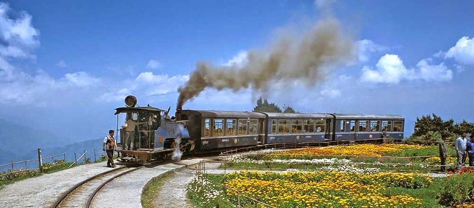 Photo of Ghoom Railway Station, Ghoom, West Bengal, India by Kabira Speaking