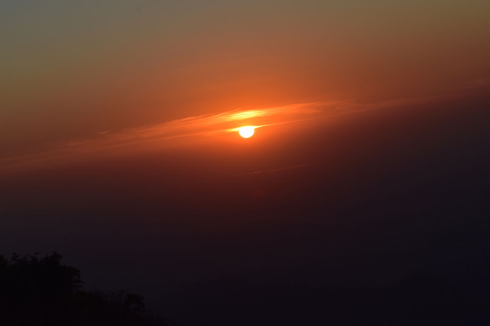 Photo of Sunset Point, Anadara Road, Mount Abu, Rajasthan, India by Shubham Shrivastava