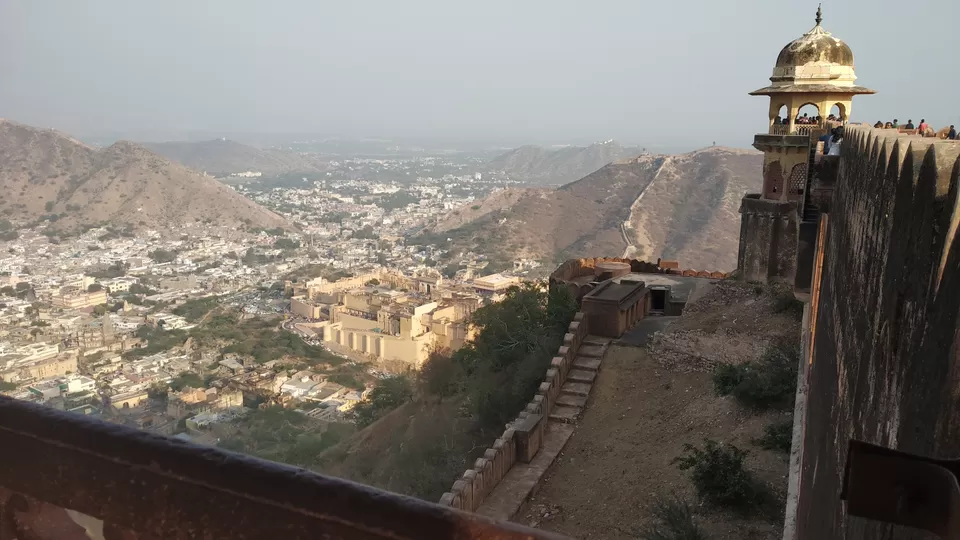 Photo of Jaigarh Fort Road, Jal Mahal, Amer, Jaipur, Rajasthan, India by Shuchi Sareen