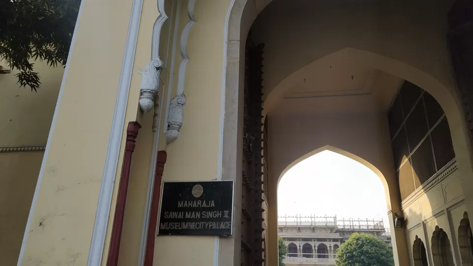 Photo of City Palace Jaipur, Gangori Bazaar, J.D.A. Market, Pink City, Jaipur, Rajasthan, India by Shuchi Sareen