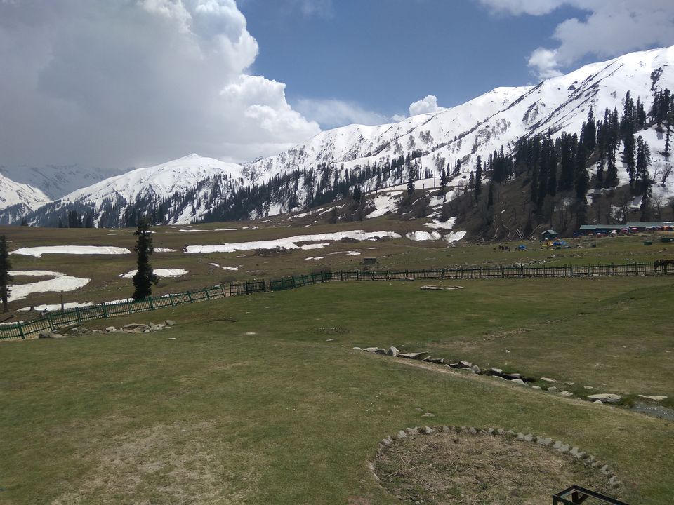 Photo of Gulmarg by Tanushree Jain