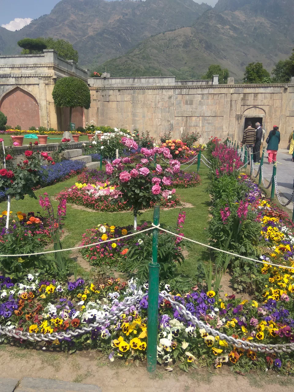 Photo of Shalimar Gardens, Shalimar, Srinagar by Tanushree Jain