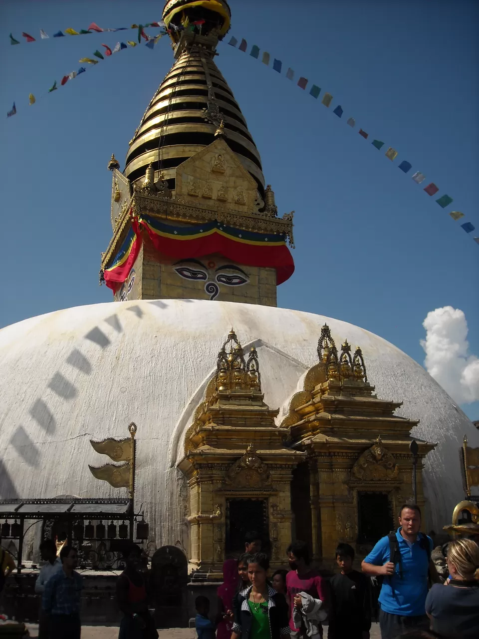 Photo of Swayambhunath Stupa, Kathmandu, Nepal by Tanushree Jain