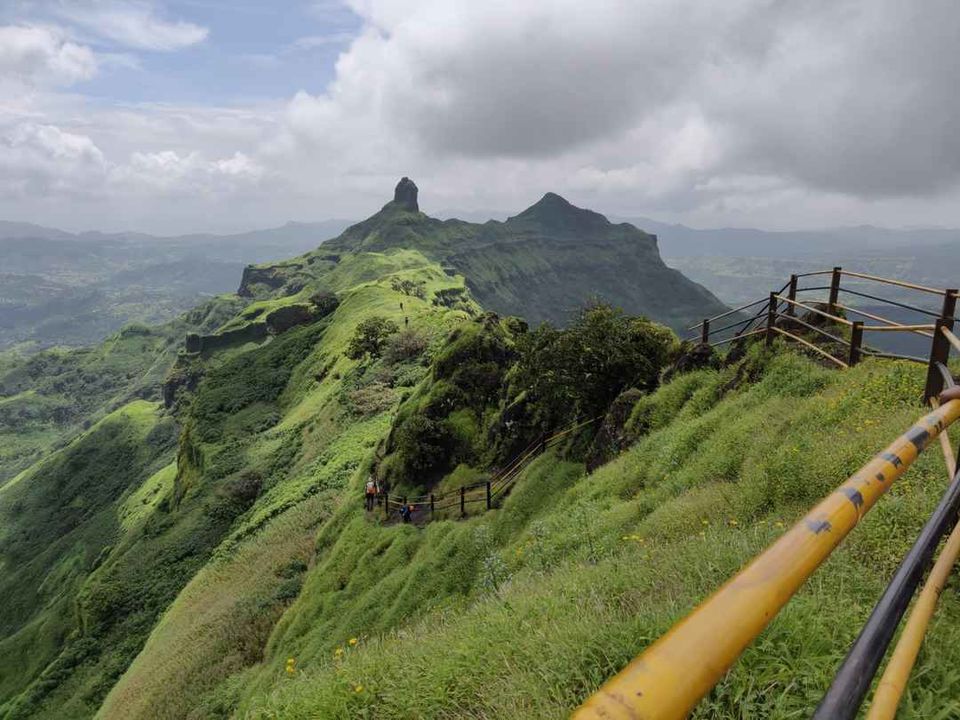 Photo of Historical Range Trek from Mighty Rajgad to Massive Torna.. by Frantic_Feets