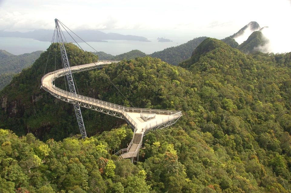 Photo of Langkawi sky bridge, Malaysia by Akash Kapur