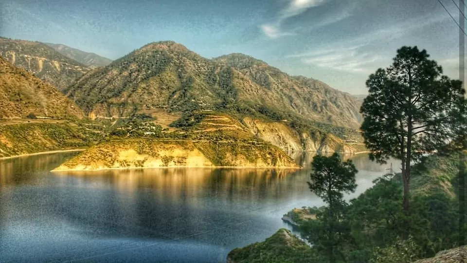 Photo of Dayara Bugyal, Taknaur Renge, Uttarakhand, India by Just A Pack Of TWO